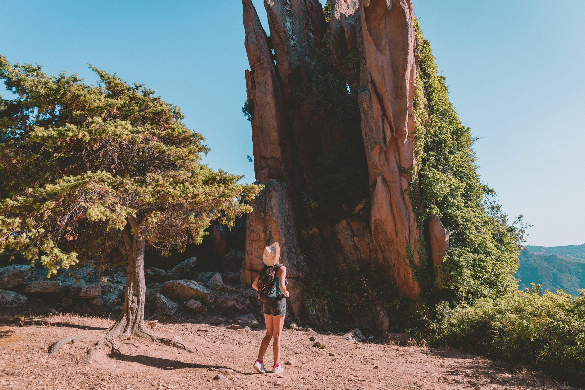 Randonner dans les calanques de Piana